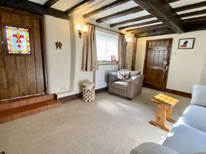 Lounge- click for photo gallery